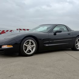 2000 Chevrolet Corvette - Coupe 2D
