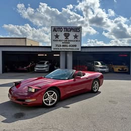 2004 Chevrolet Corvette - Hatchback Coupe 2D
