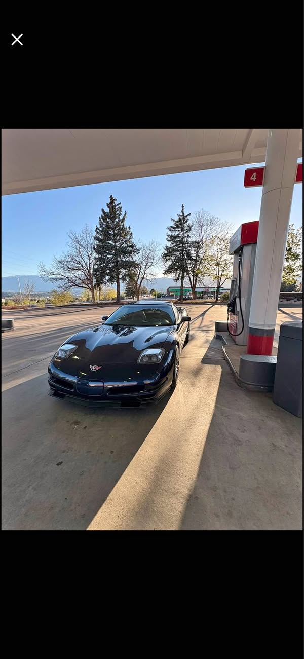 2000 Chevrolet Corvette - Coupe 2D