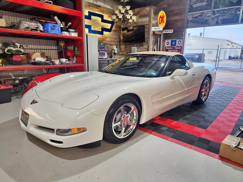 2004 Chevrolet Corvette