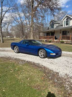 2002 Chevrolet Corvette - Hard Top 2D