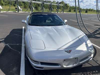 1998 Chevrolet corvette convertible - 50k miles