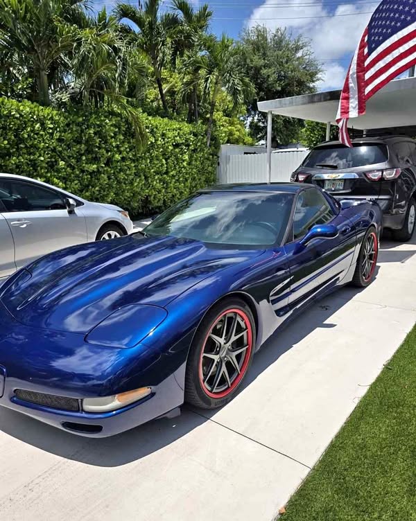 1998 Chevrolet Corvette - Coupe 2D