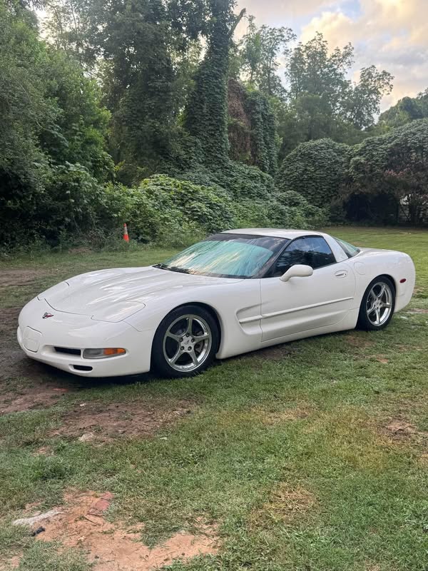 2002 Chevrolet Corvette - Hatchback Coupe 2D