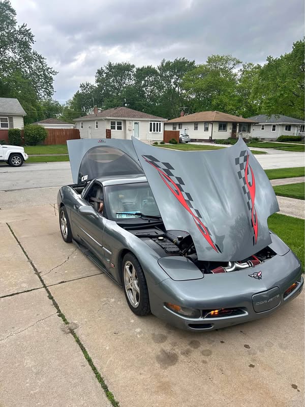 2004 Chevrolet Corvette - Coupe 2D