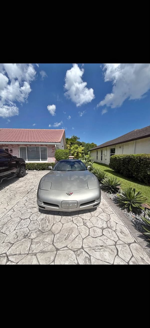2001 Chevrolet Corvette - Coupe 2D
