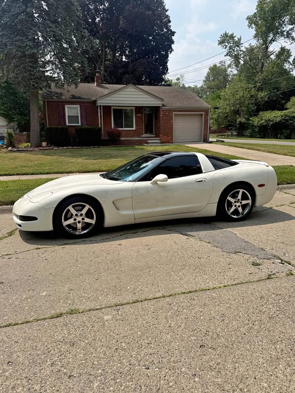 2002 Chevrolet Corvette - Coupe 2D