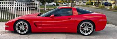 2000 Chevrolet Corvette - Coupe 2D