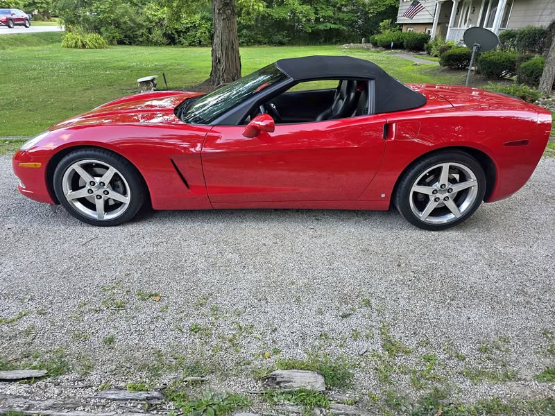 2006 Chevrolet Corvette - Convertible 2D