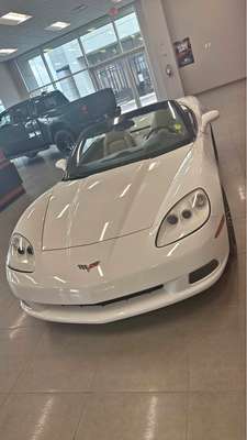 2005 Chevrolet Corvette - Convertible 2D