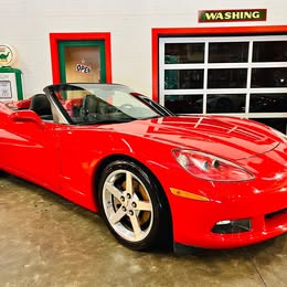 2005 Chevrolet Corvette - Convertible 2D