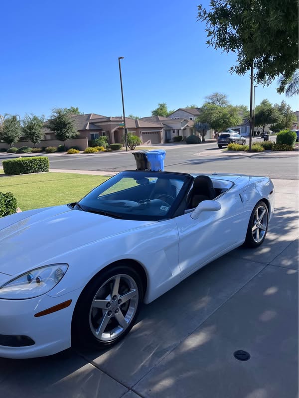 2005 Chevrolet Corvette - Convertible 2D