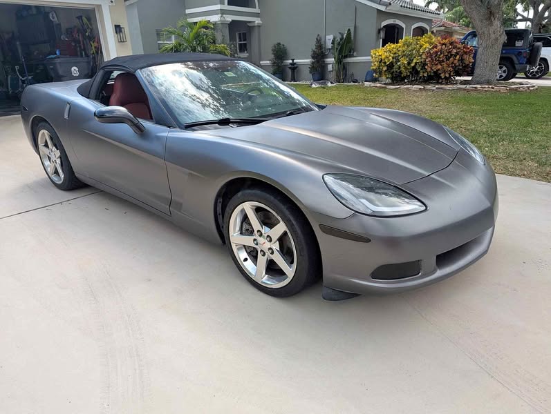 2005 Chevrolet Corvette - Stingray Z51 Convertible 2D