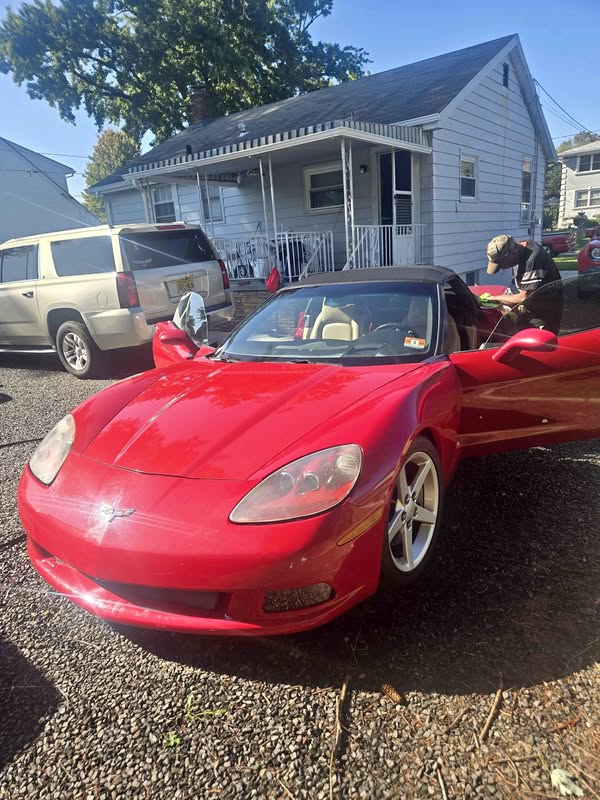 2005 Chevrolet Corvette - Convertible 2D