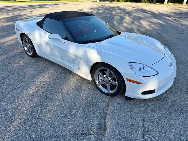 2006 Chevrolet Corvette - Convertible 2D