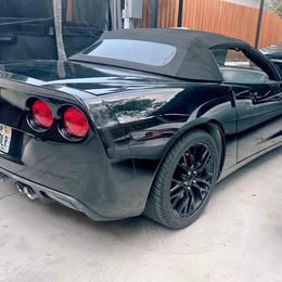 2007 Chevrolet Corvette Stingray Convertible 2D