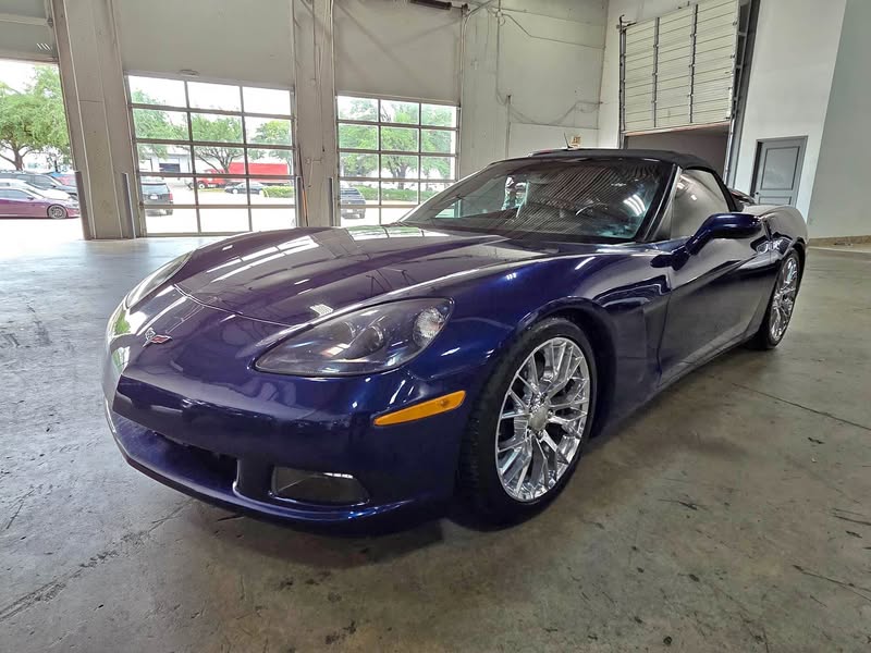 2005 Chevrolet Corvette - Convertible 2D