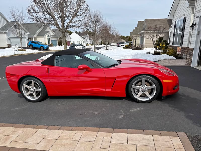 2005 Chevrolet Corvette - Convertible 2D