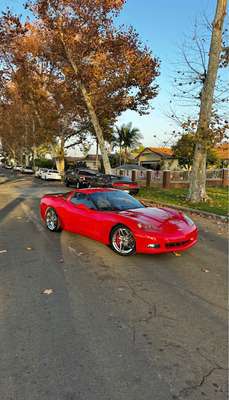 2005 Chevrolet Corvette - Stingray Z51 Convertible 2D