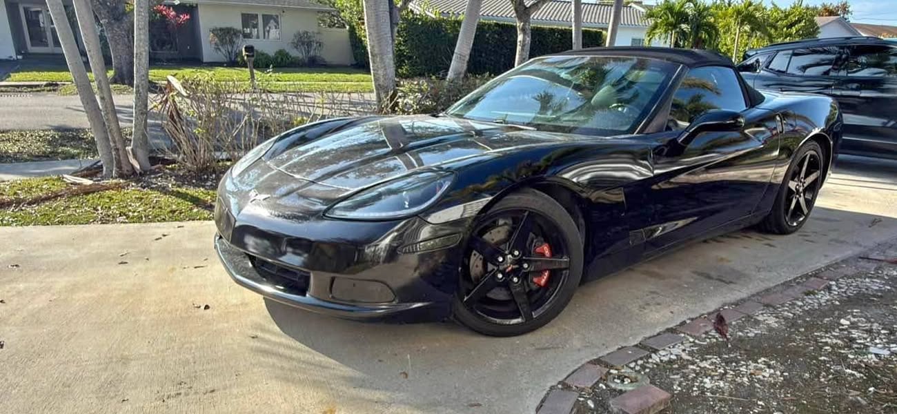 2005 Chevrolet Corvette - Convertible 2D