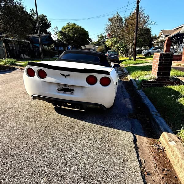 2006 Chevrolet Corvette - Convertible 2D