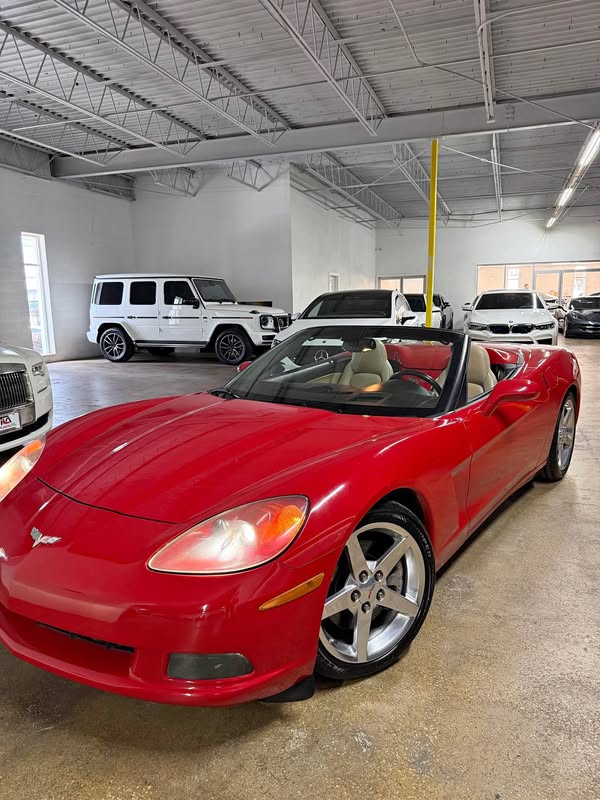 2005 Chevrolet Corvette - Convertible 2D