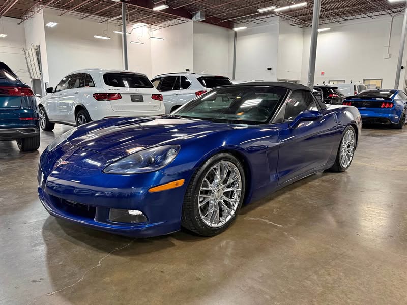 2005 Chevrolet Corvette - Convertible 2D