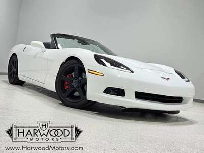 2005 Chevrolet Corvette Convertible 2D