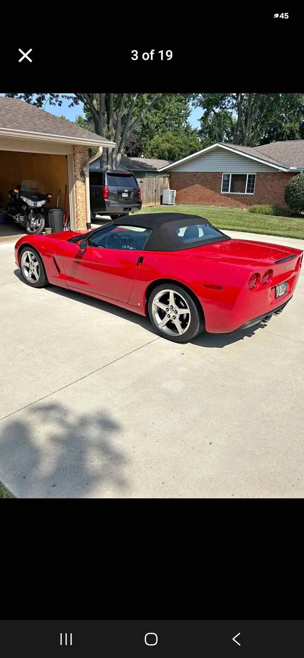 2006 Chevrolet Corvette - Convertible 2D