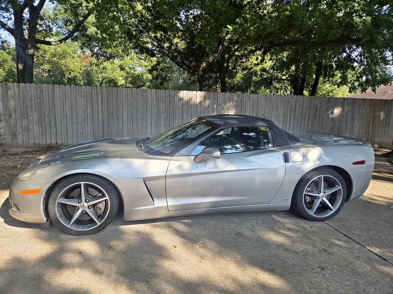 2006 Chevrolet Corvette - Convertible 2D