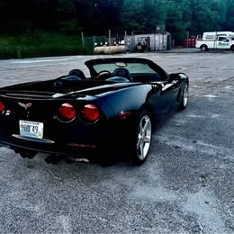 2005 Chevrolet Corvette C6 convertible manual 6 speed 44,000 miles