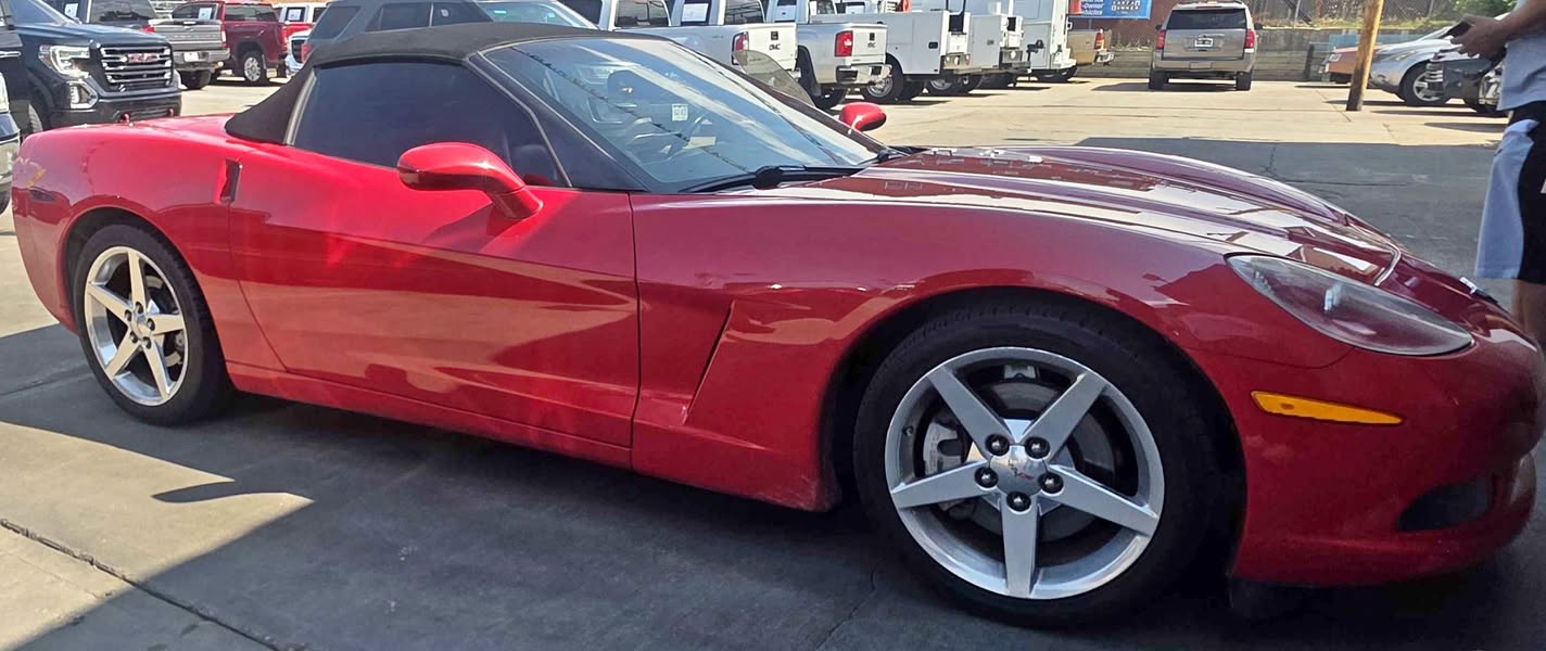 2005 Chevrolet Corvette - Convertible 2D