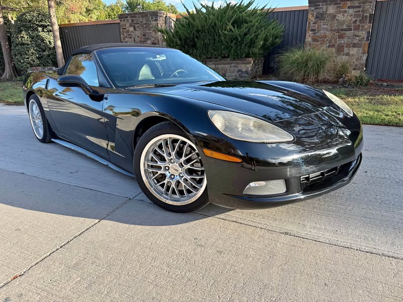 2005 Chevrolet Corvette - Convertible 2D