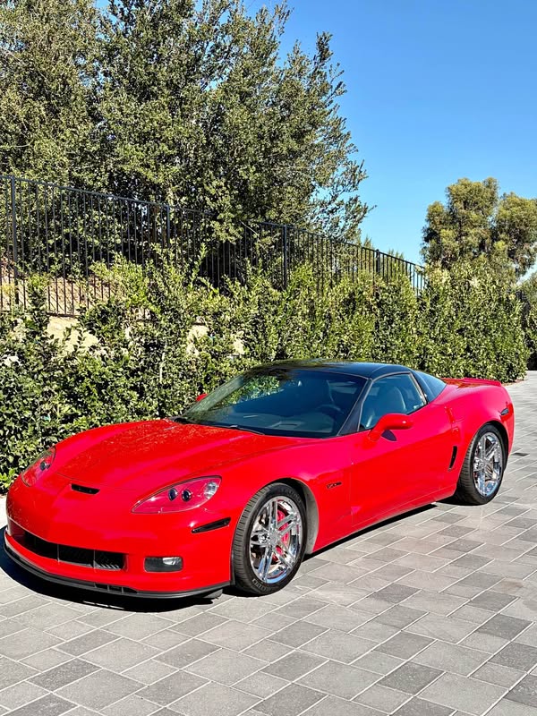 2006 Chevrolet Corvette - Z06 Coupe 2D