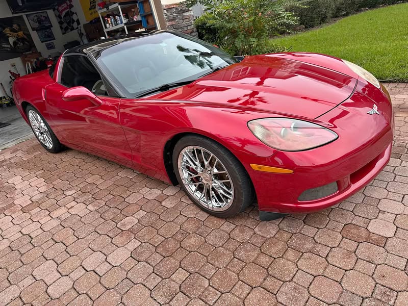 2005 Chevrolet Corvette - Coupe 2D