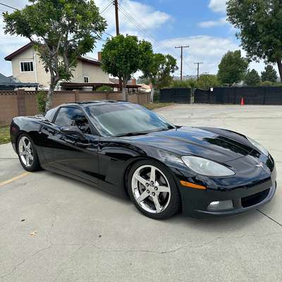 2005 Chevrolet Corvette - Hatchback Coupe 2D