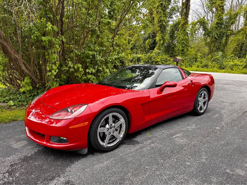 2005 Chevrolet Corvette - Coupe 2D