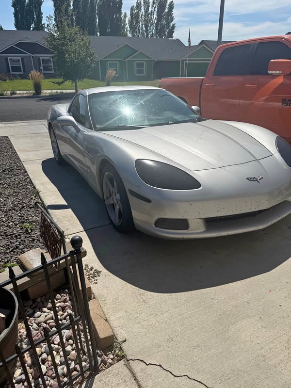 2005 Chevrolet Corvette - LS2 6.0L V8