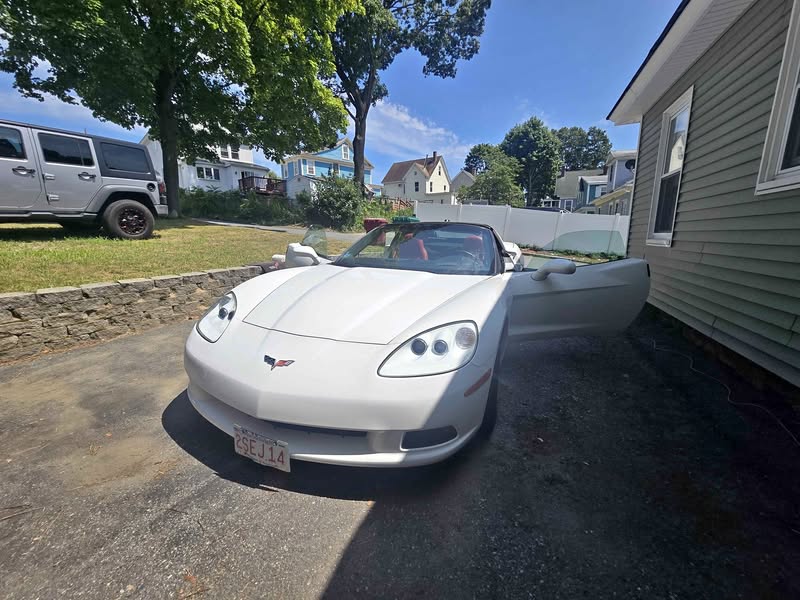 2005 Chevrolet Corvette - Coupe 2D