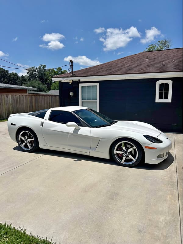2005 Chevrolet Corvette - Coupe 2D
