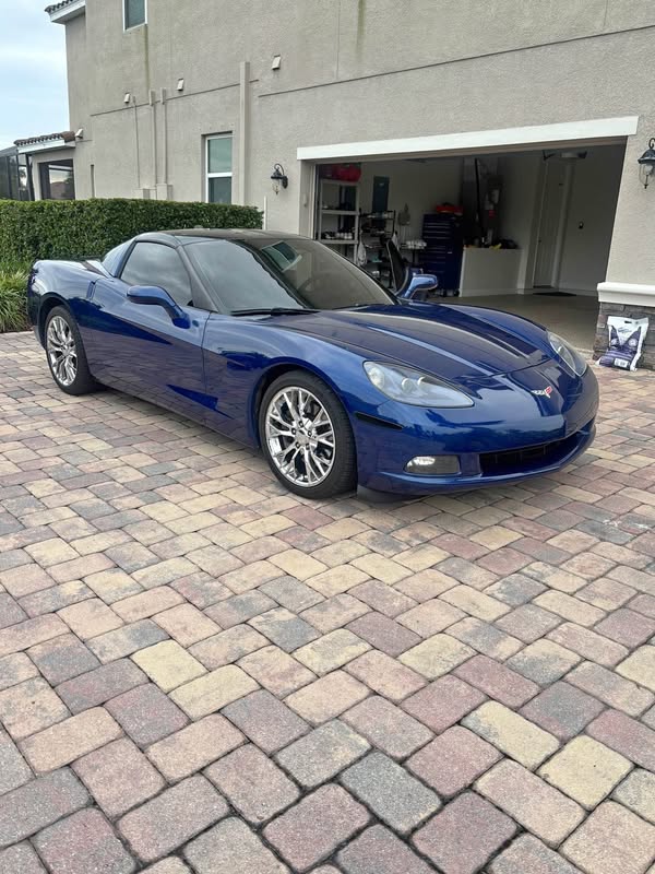 2005 Chevrolet Corvette - Coupe 2D