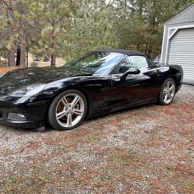 2005 Chevrolet Corvette - Convertible 2D