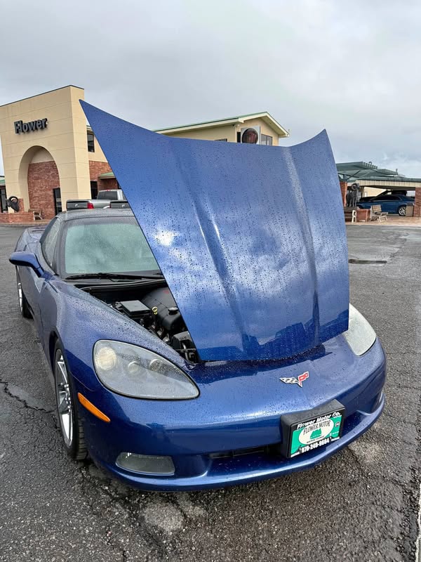 2005 Chevrolet Corvette - Base