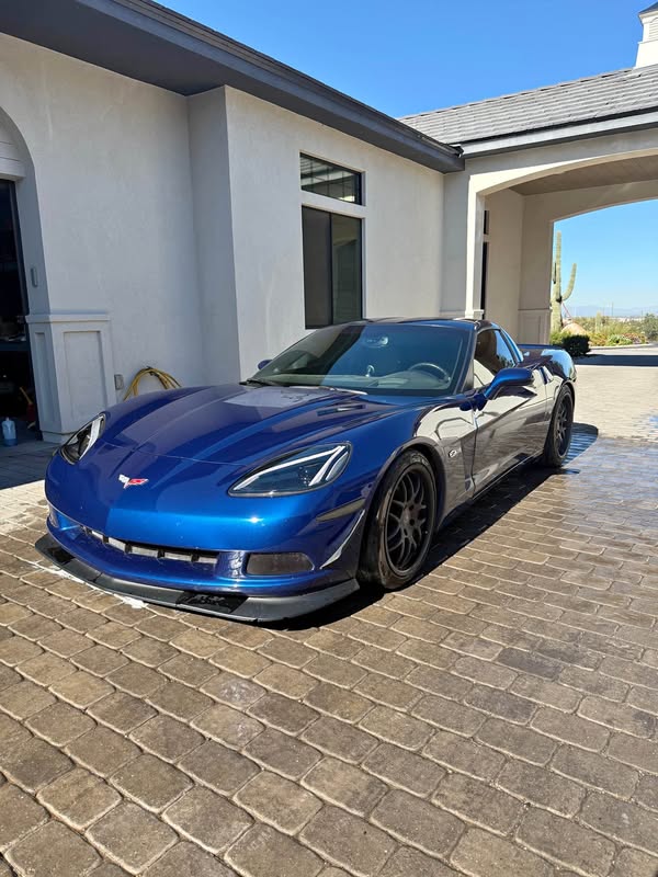 2005 Chevrolet Corvette - Coupe 2D