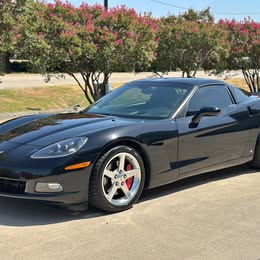 2005 Chevrolet Corvette C6 - targo 30k original miles clean carfax