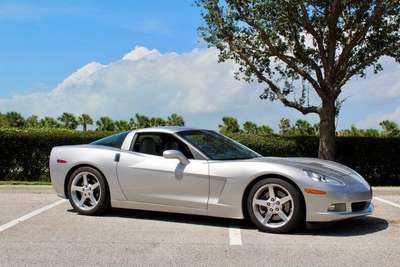 2005 Chevrolet Corvette Base 2dr Coupe