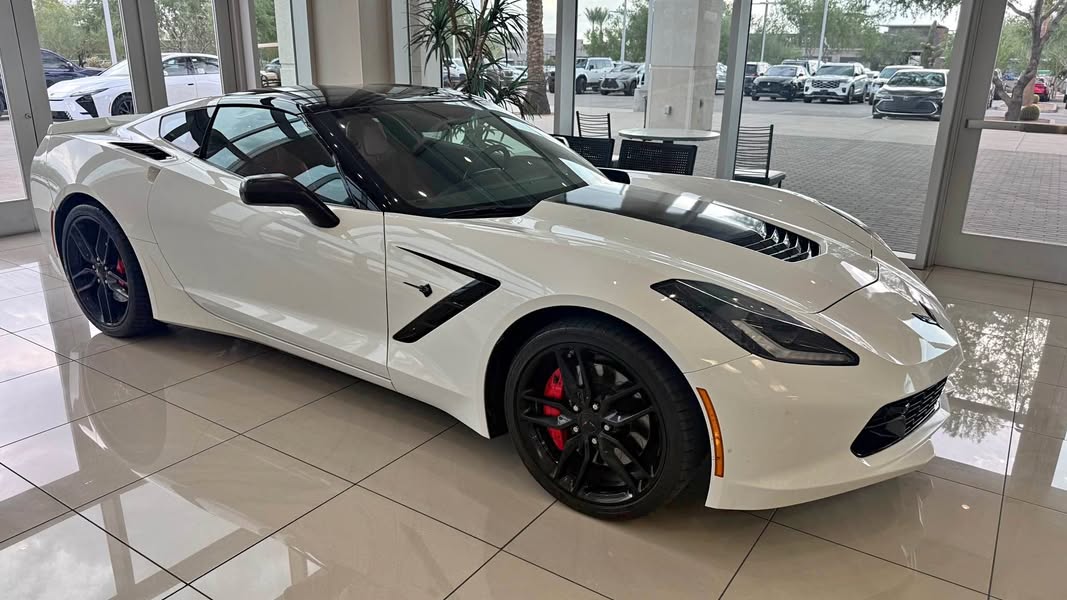 2017 Chevrolet Corvette - Stingray Z51 Coupe 2D