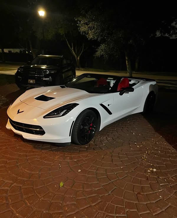 2015 Chevrolet Corvette - Stingray Z51 Convertible 2D