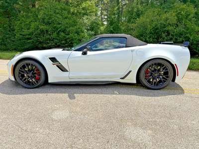 2017 Chevrolet Corvette GRAND SPORT 2LT
