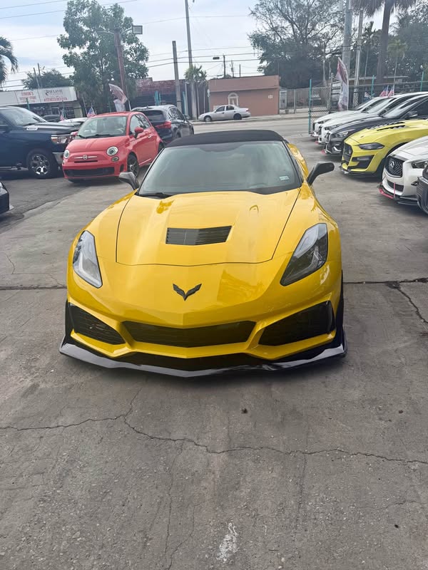 2014 Chevrolet Corvette - 427 Convertible 2D
